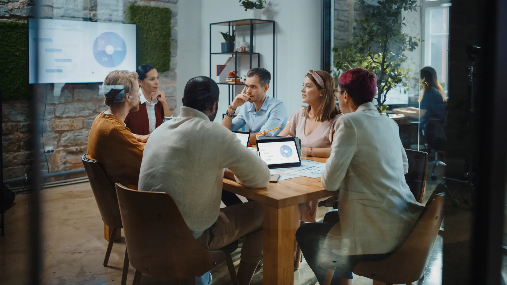 Producing Interactive Content for Better Audience Participation